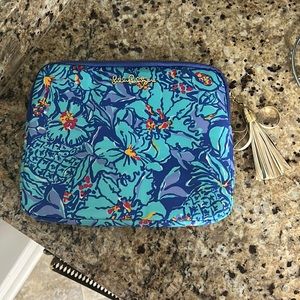 Lilly Pulitzer media zipper bag